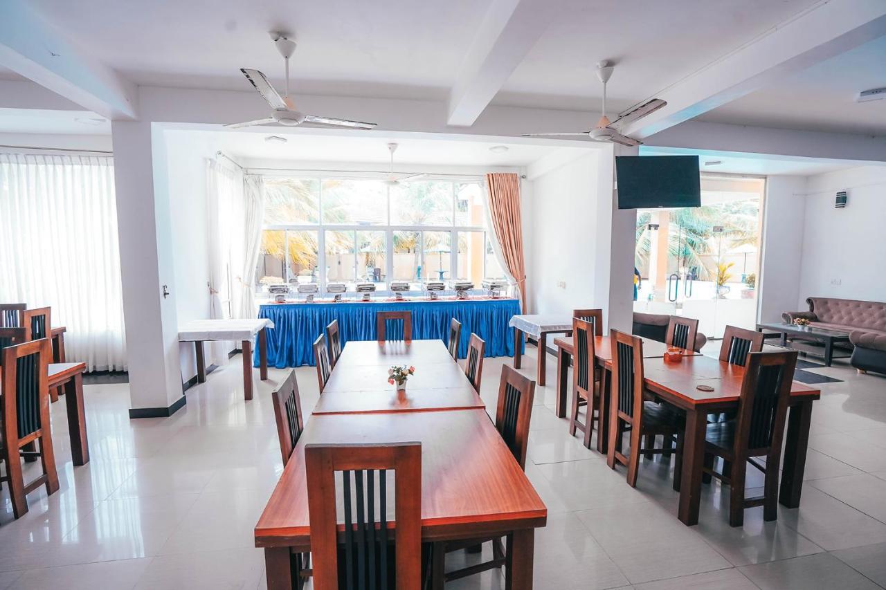 Sun Ray Rest House Kalkudah  Buitenkant foto